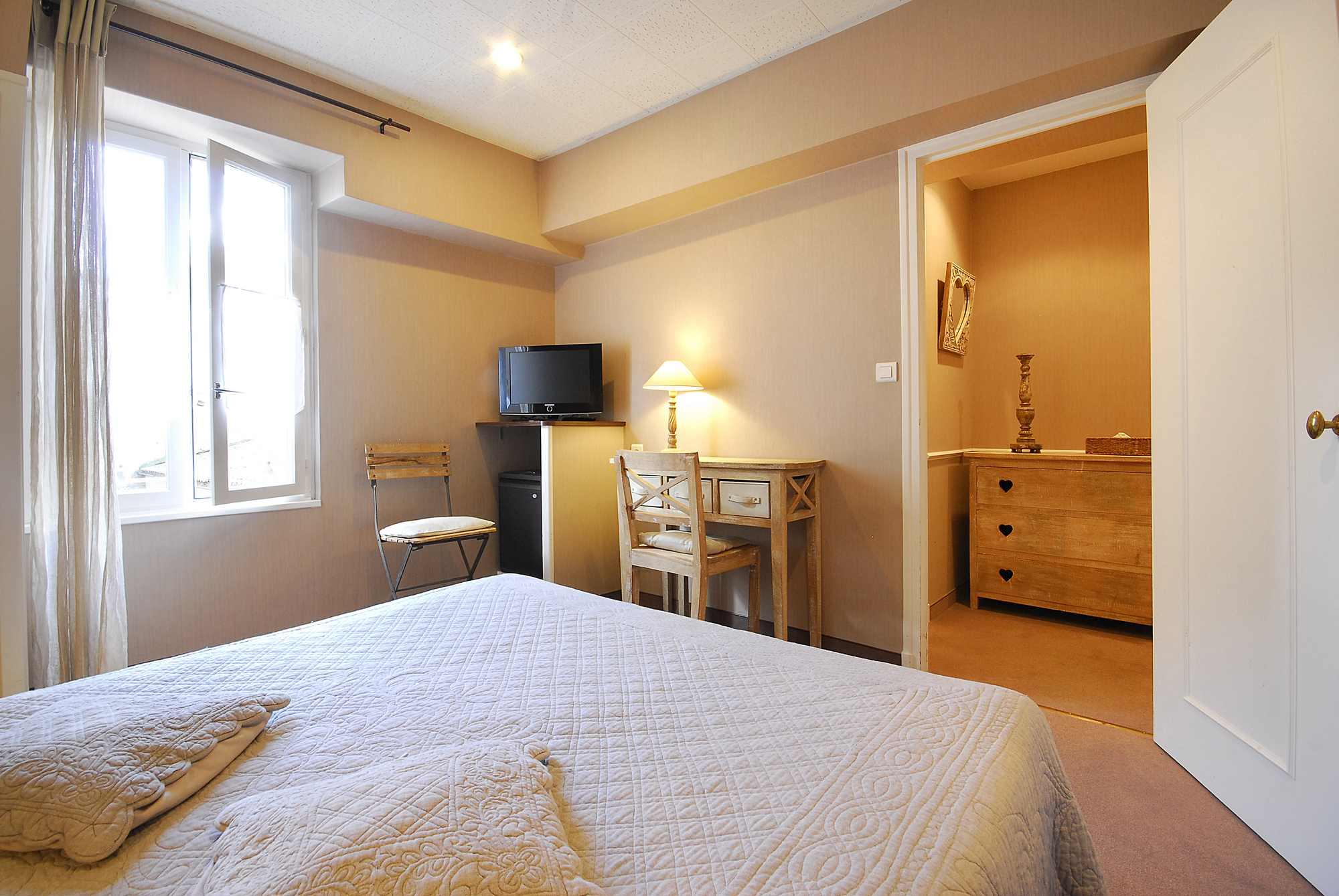 Cit'Hotel Des Messageries Saintes Exterior foto